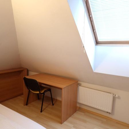 Glinska Rooms Ljubljana Bagian luar foto
