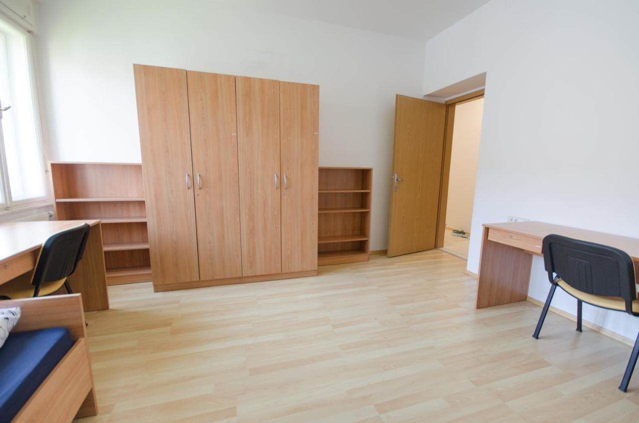 Glinska Rooms Ljubljana Bagian luar foto