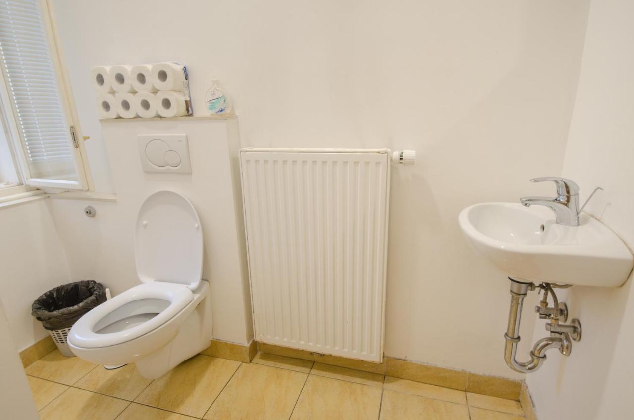 Glinska Rooms Ljubljana Bagian luar foto