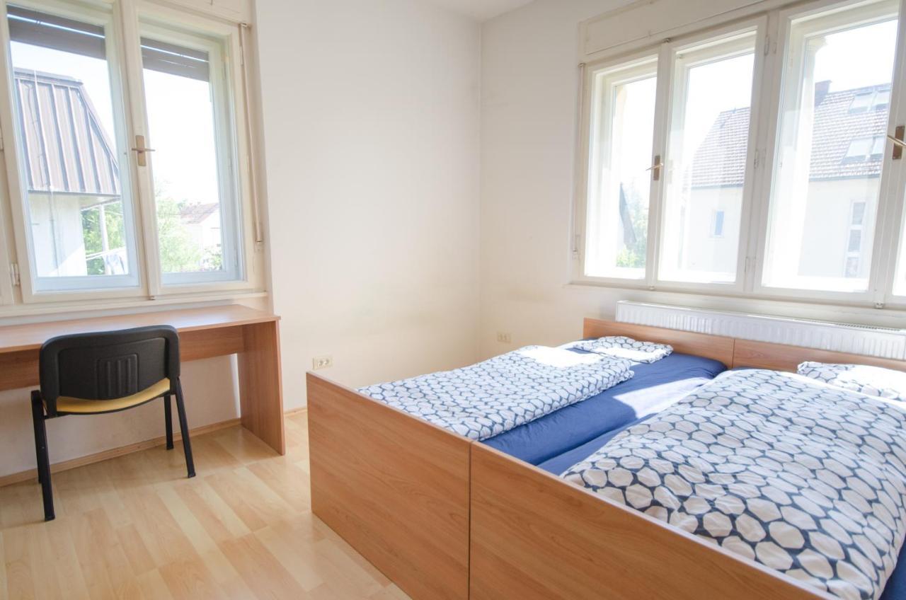 Glinska Rooms Ljubljana Bagian luar foto