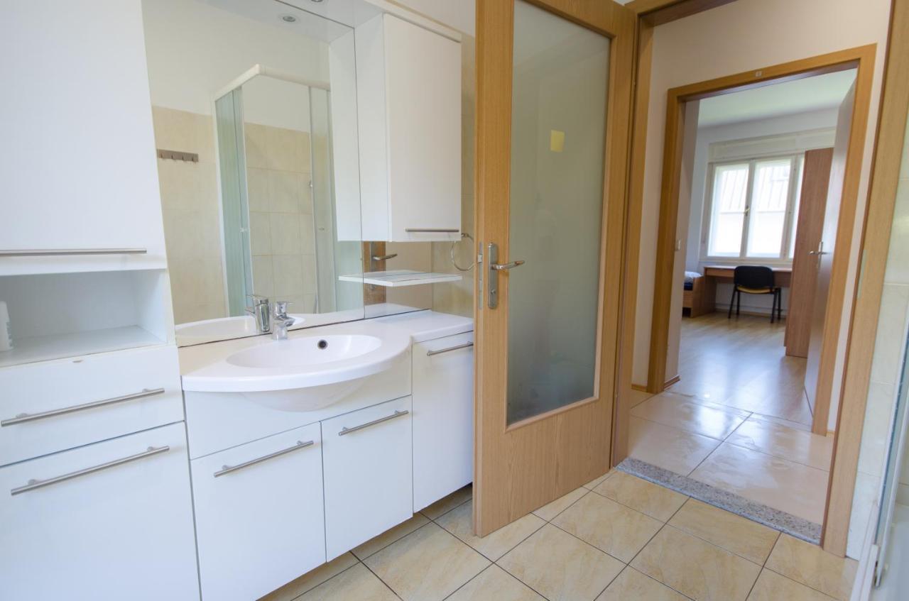 Glinska Rooms Ljubljana Bagian luar foto